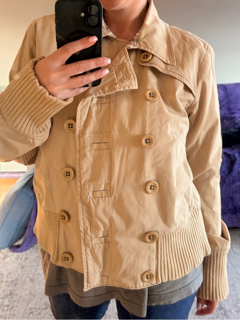GAP Women's Beige Double-Breasted Trench Jacket - Picture 7 of 9
